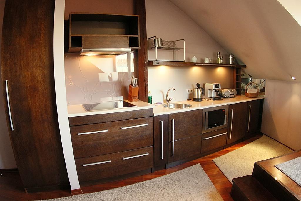 Krakow Jacuzzi Apartment Номер фото